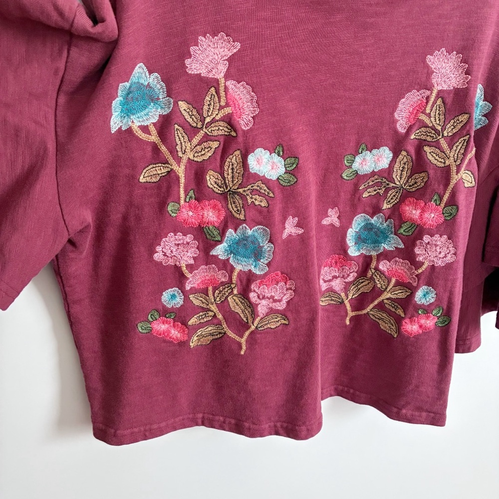Altar'd State sweatshirt burgundy purple floral embroidered ruffled sleeves - Picture 4 of 9